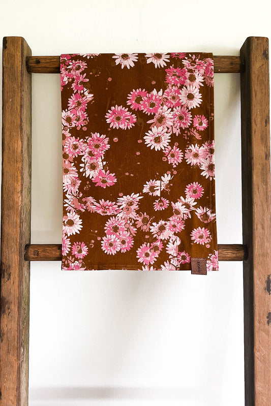 tea towel - daisy sprinkle