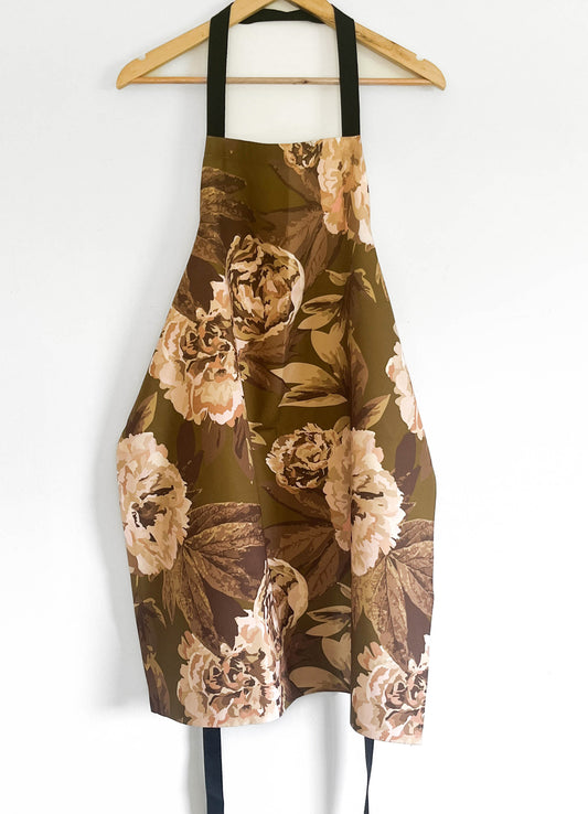 apron - peony old gold