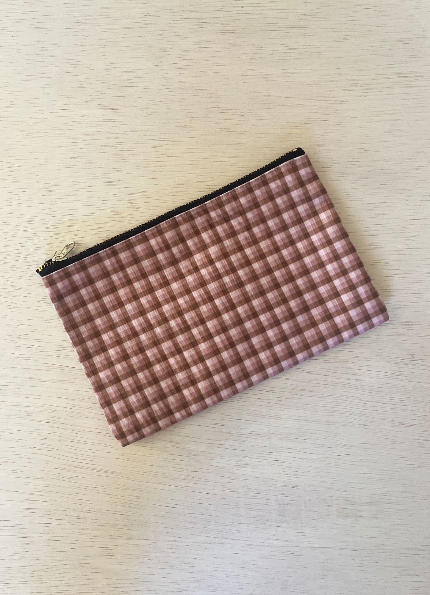 zipper pouch - pink check