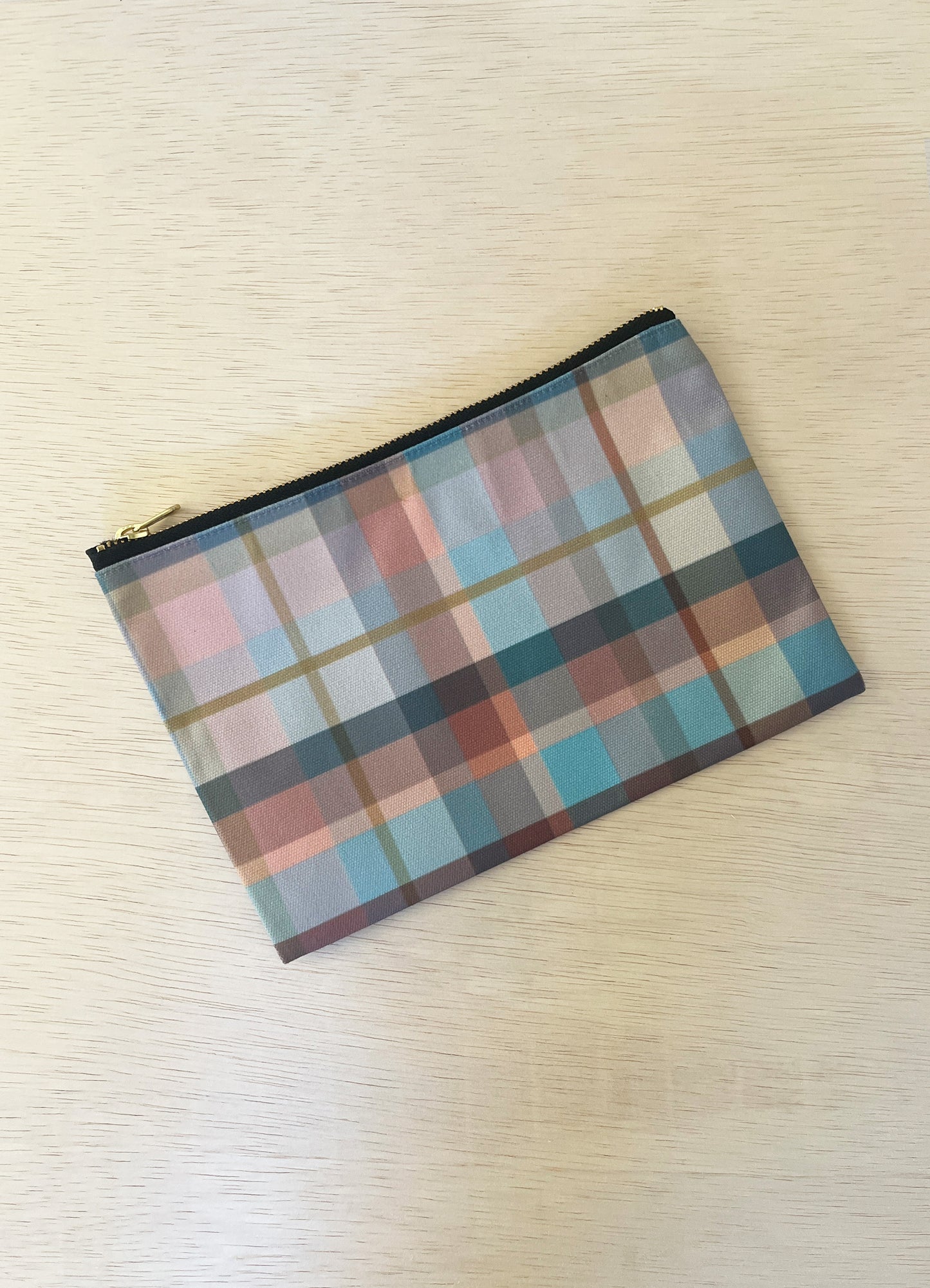 zipper pouch - tartan sherbet