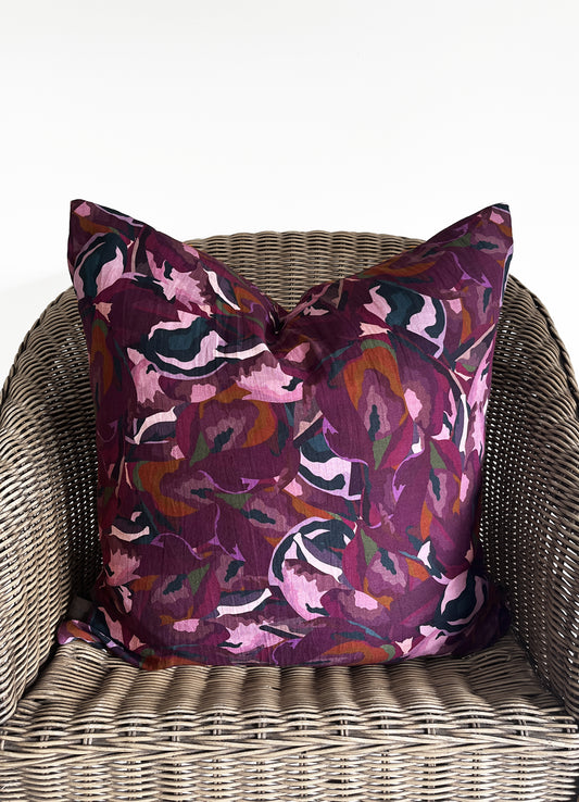 cushion cover - frondosa deep magenta