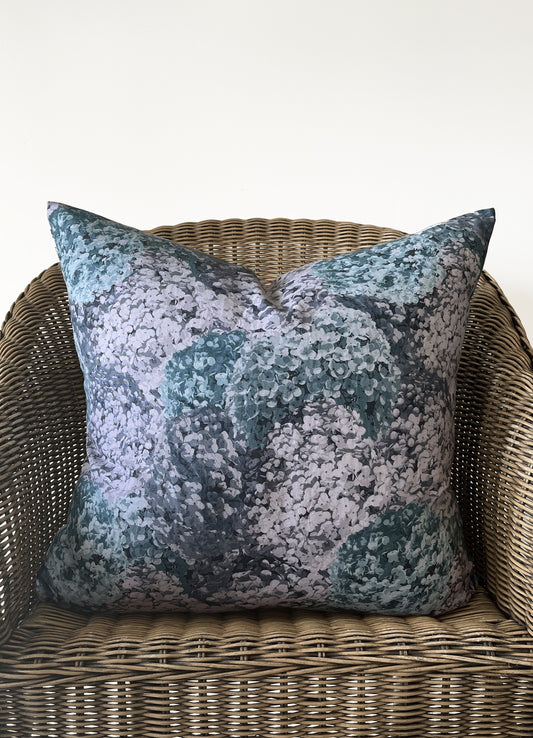 cushion cover - hortensia lilac